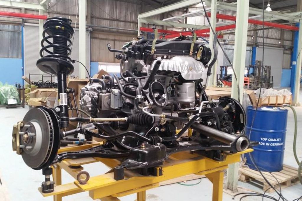 engine assembly line (2)